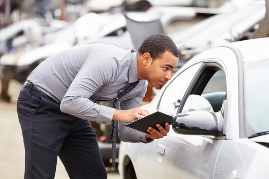Professionelle Hagelschaden Reparatur für Leasing Rückläufer
