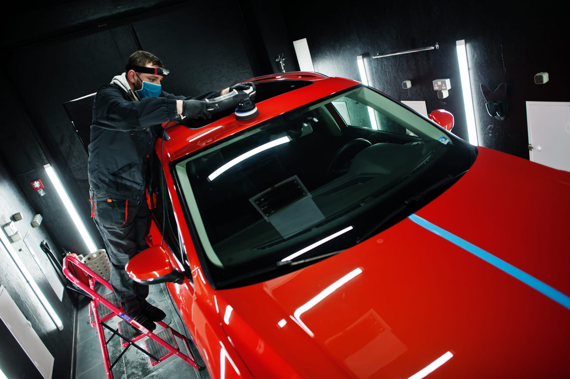 PPF Folie Auto präsentiert: Hochwertige PPF-Folierung für Ihr Auto mit Liebe zum Detail