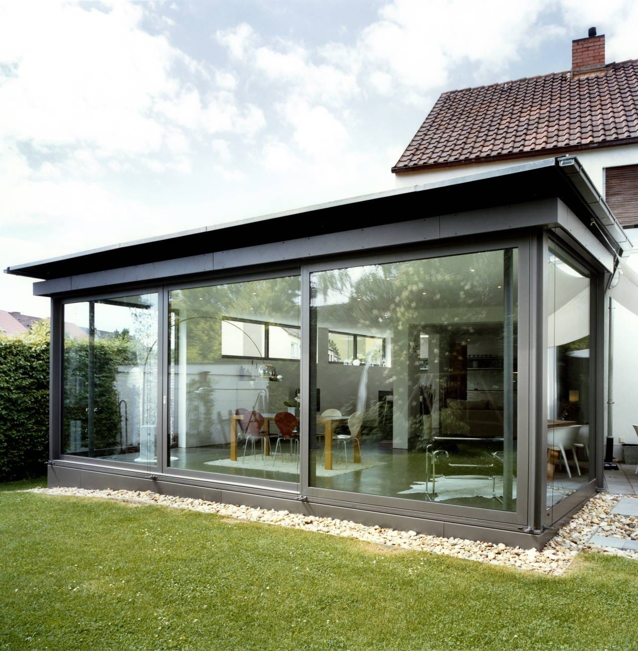 Welche Baugenehmigungen sind für eine Terrassenüberdachung aus Alu nötig?
